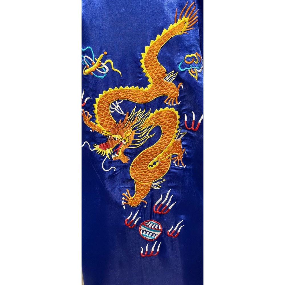 Vintage Asian Blue Silk Size L Embroidered Dragons Pockets Kimono Belt Stunning